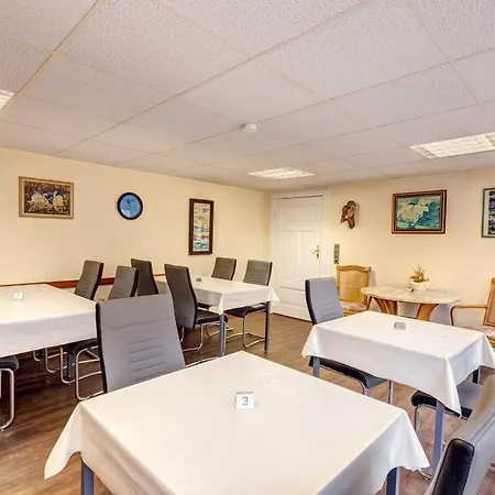 Ferienzimmer Bed & Breakfast 4 *